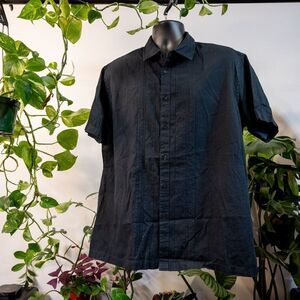 Van Heusen Verticle Stripe Black Button-Down, Size L